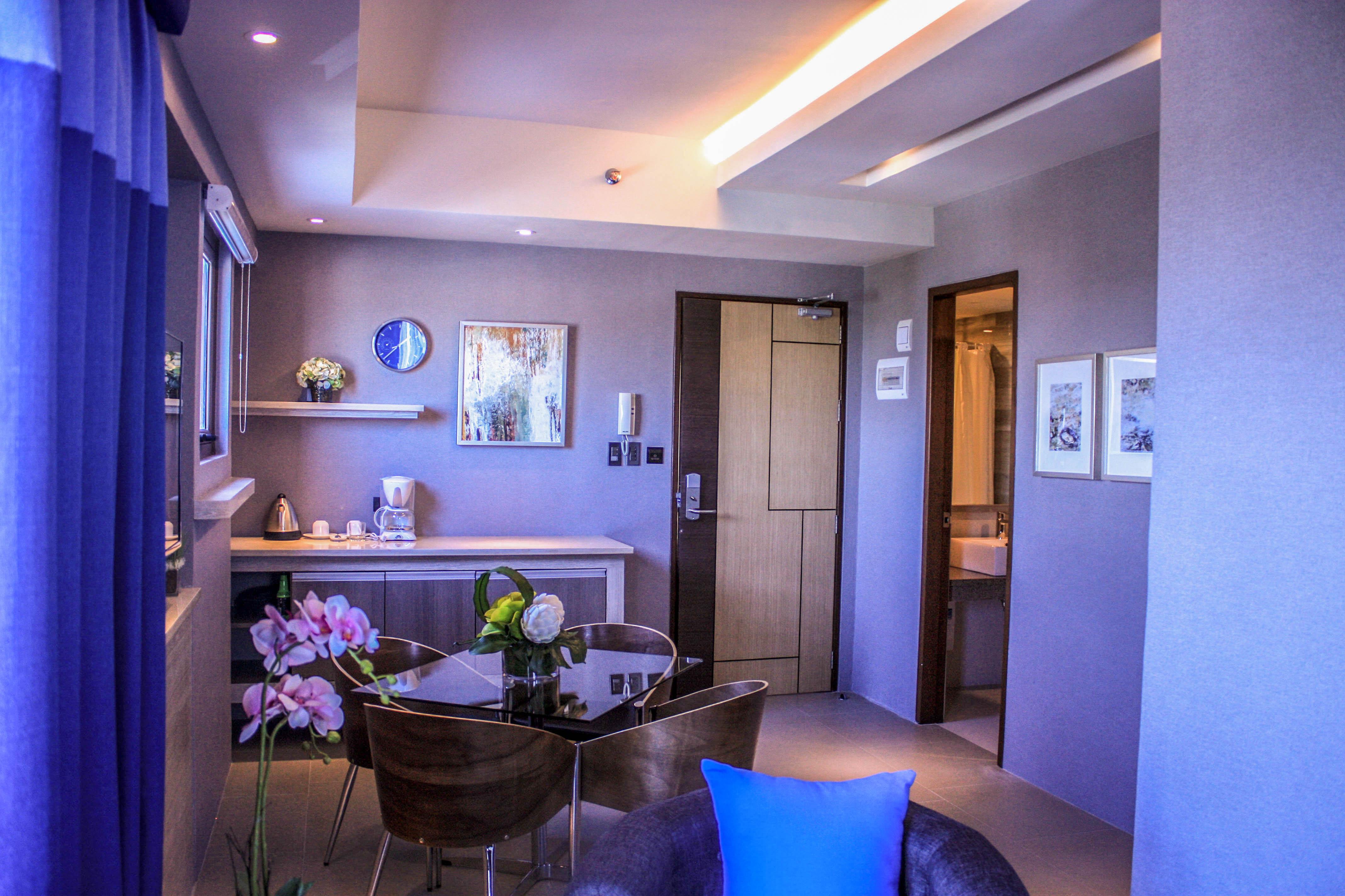 Santorini Hotel Marikina Екстер'єр фото