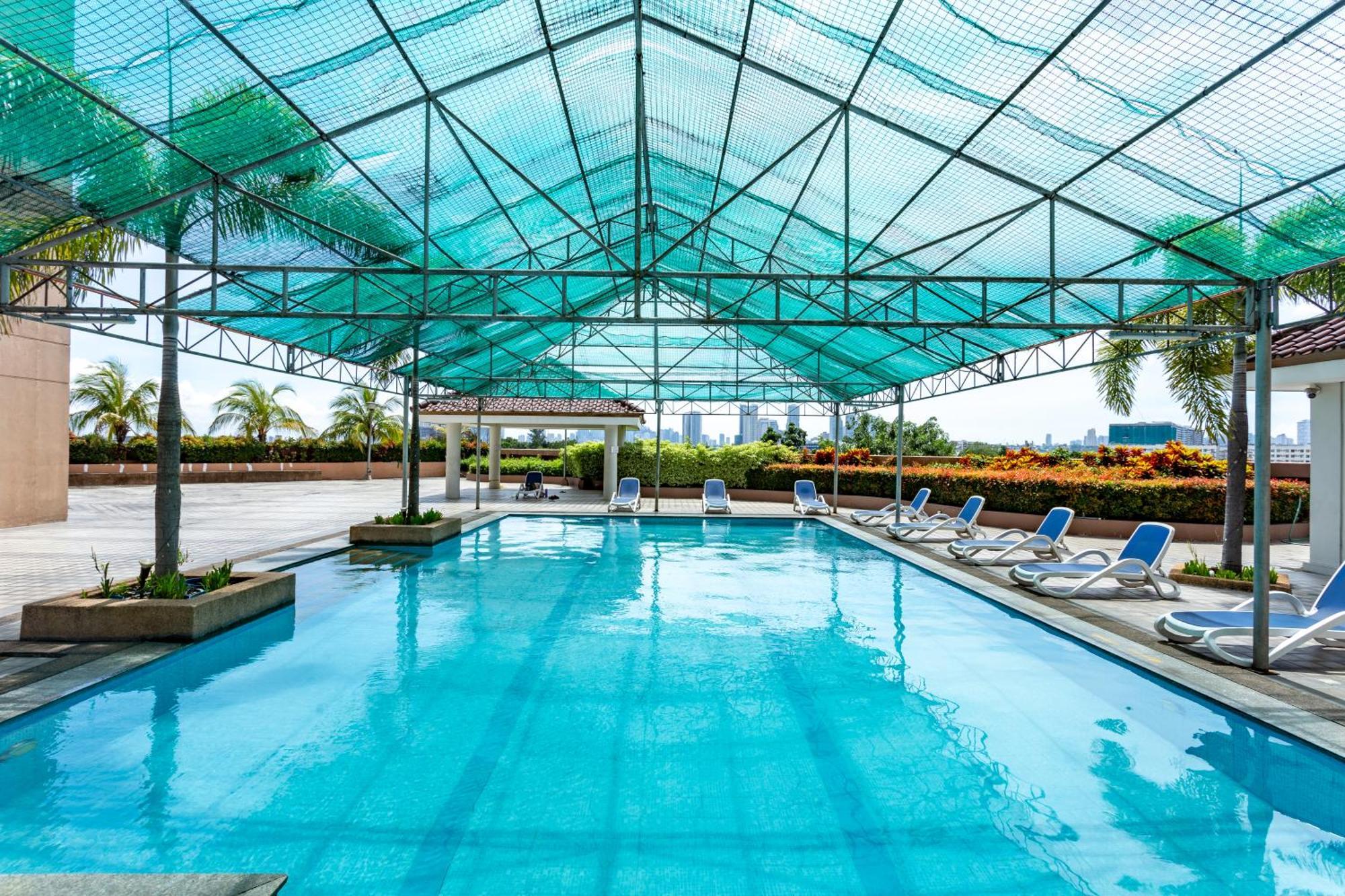 Santorini Hotel Marikina Екстер'єр фото